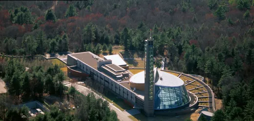 Mashantucket Pequot Museum and Research Center