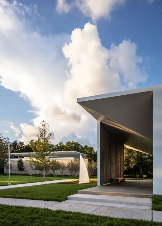Menil Energy House